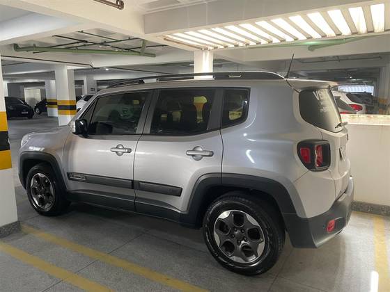 JEEP RENEGADE 1.8 16V FLEX 4P AUTOMÁTICO JEEP RENEGADE 1.8 16V FLEX 4P AUTOMÁTICO